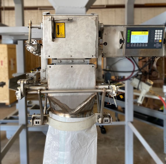 stainless steel model 350 digitalplus open mouth bagging machine with dust tight clamp